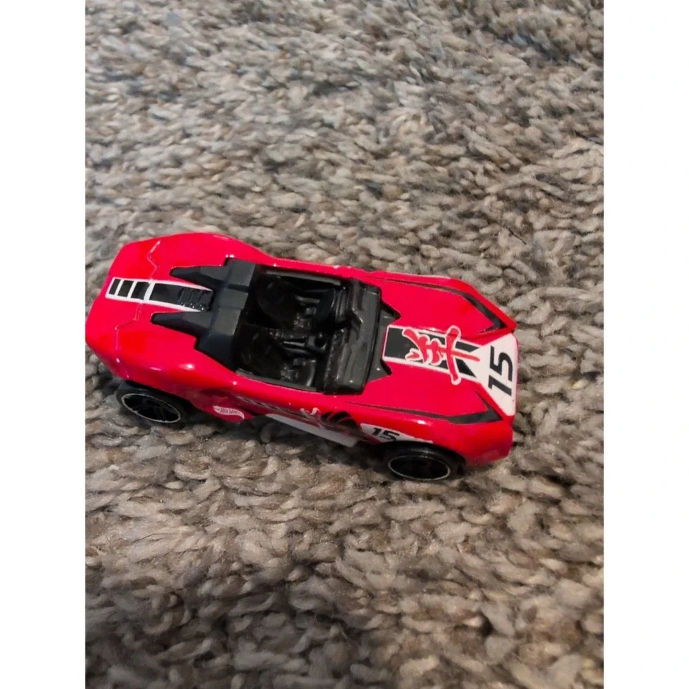 Hot Wheels Red Carbonic #15 Diecast Car 1:64 Scale Made in Malaysia